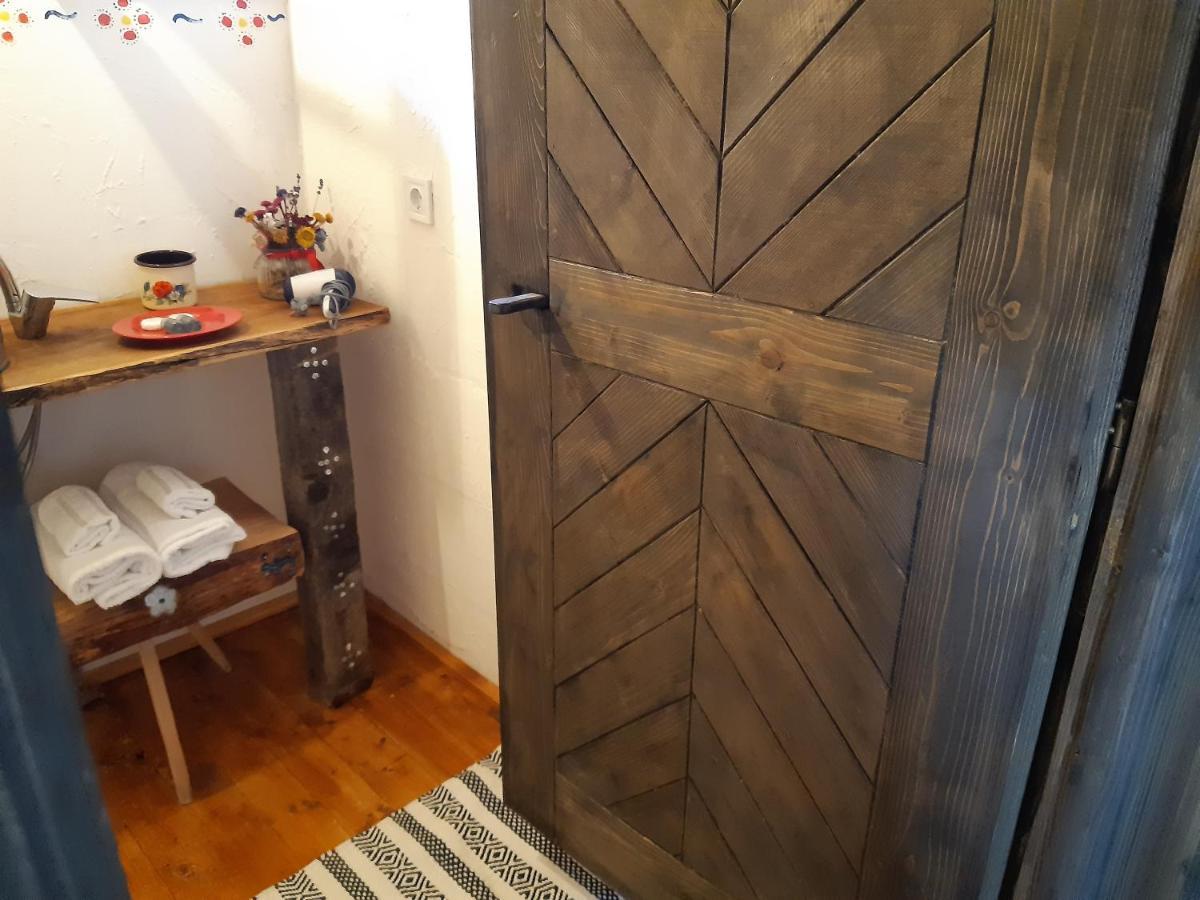 Iz De Maramures Rural Hotel (Adults Only) Surdesti  외부 사진